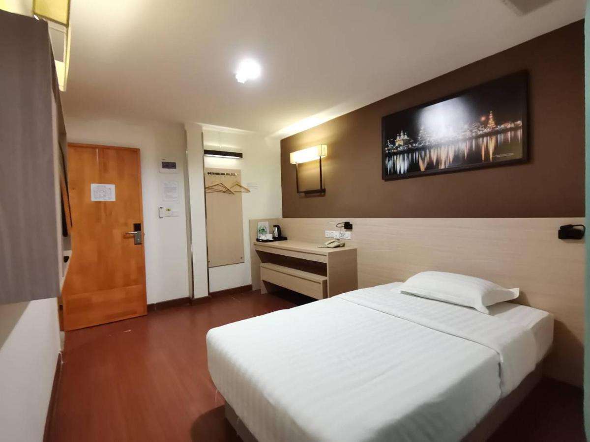 Chiang Roi 7 Days Inn Chiang Mai Exterior foto